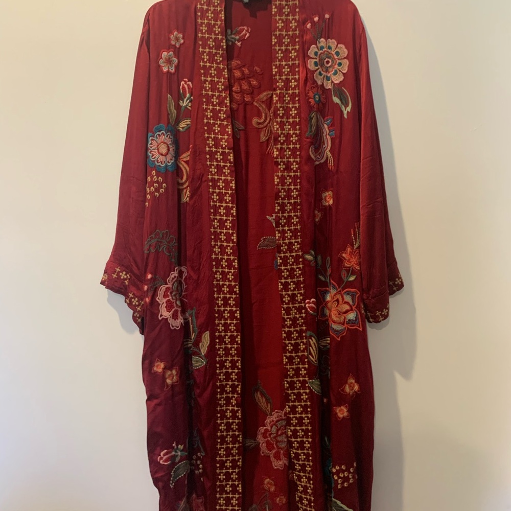 Johnny Was Red Floral Embroidered Kimono/Duster - Picture 4 of 12